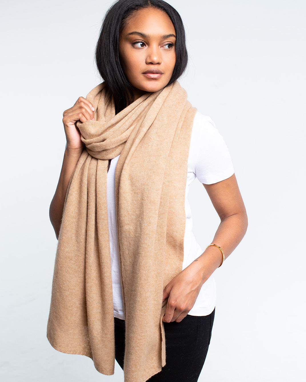 Quinn Lora Cashmere Wrap in Charcoal