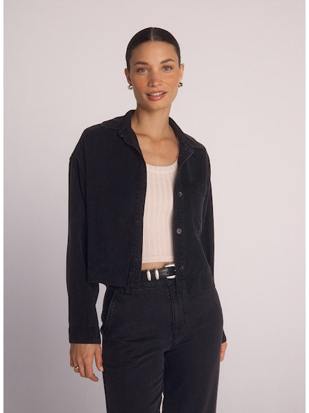 Bella Dahl Crop Pocket Button Down