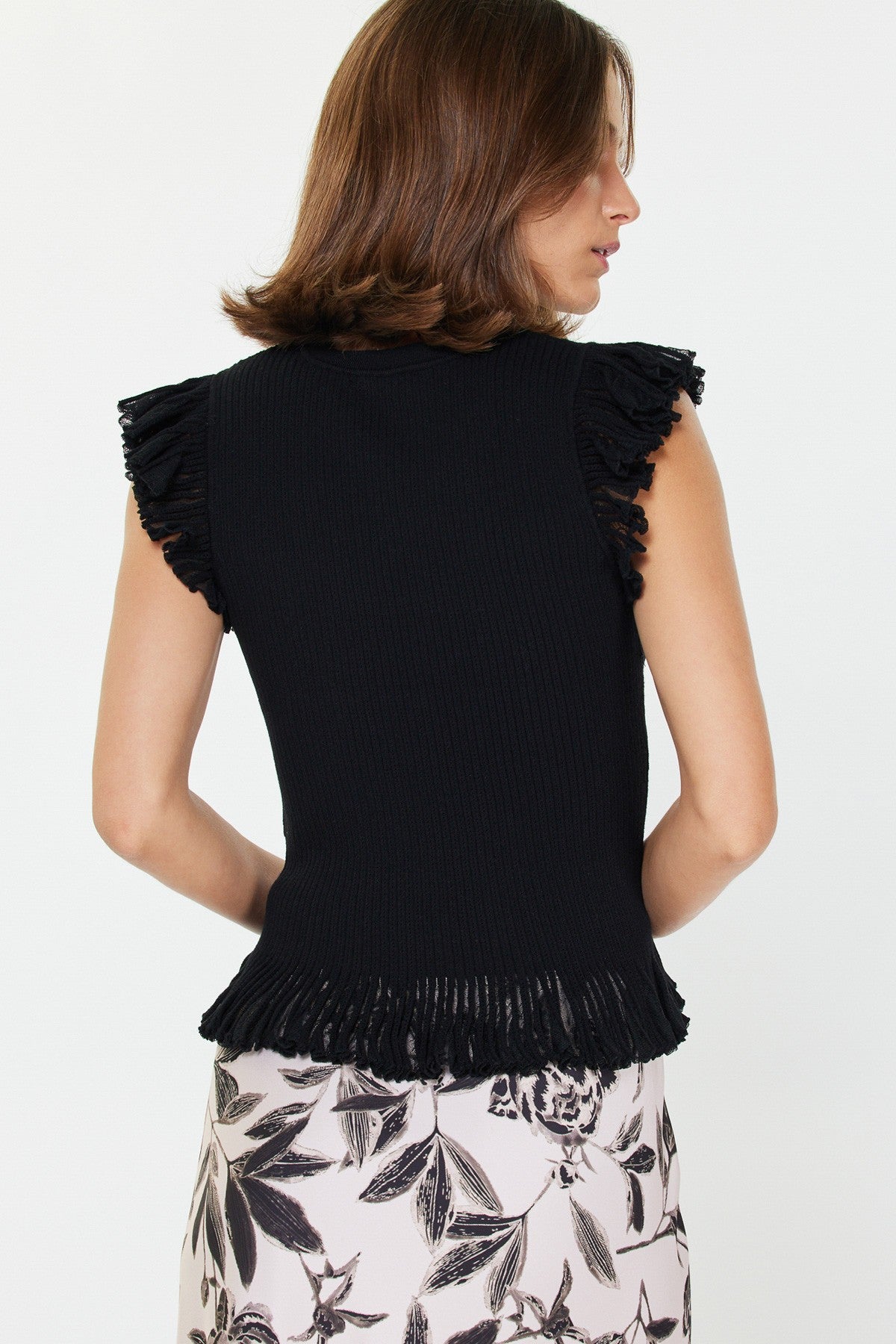 NYLAND Patrice Short Flutter Sleeve Top