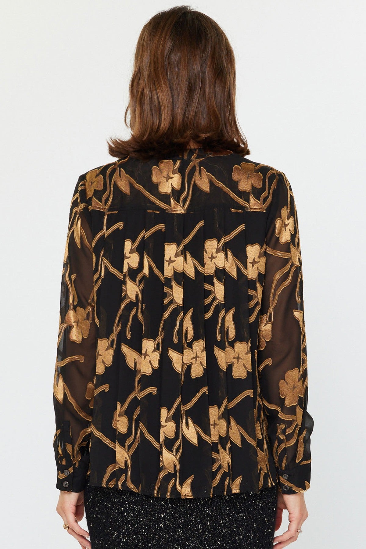 NYLAND Ginny Floral Jacquard Button Down Top