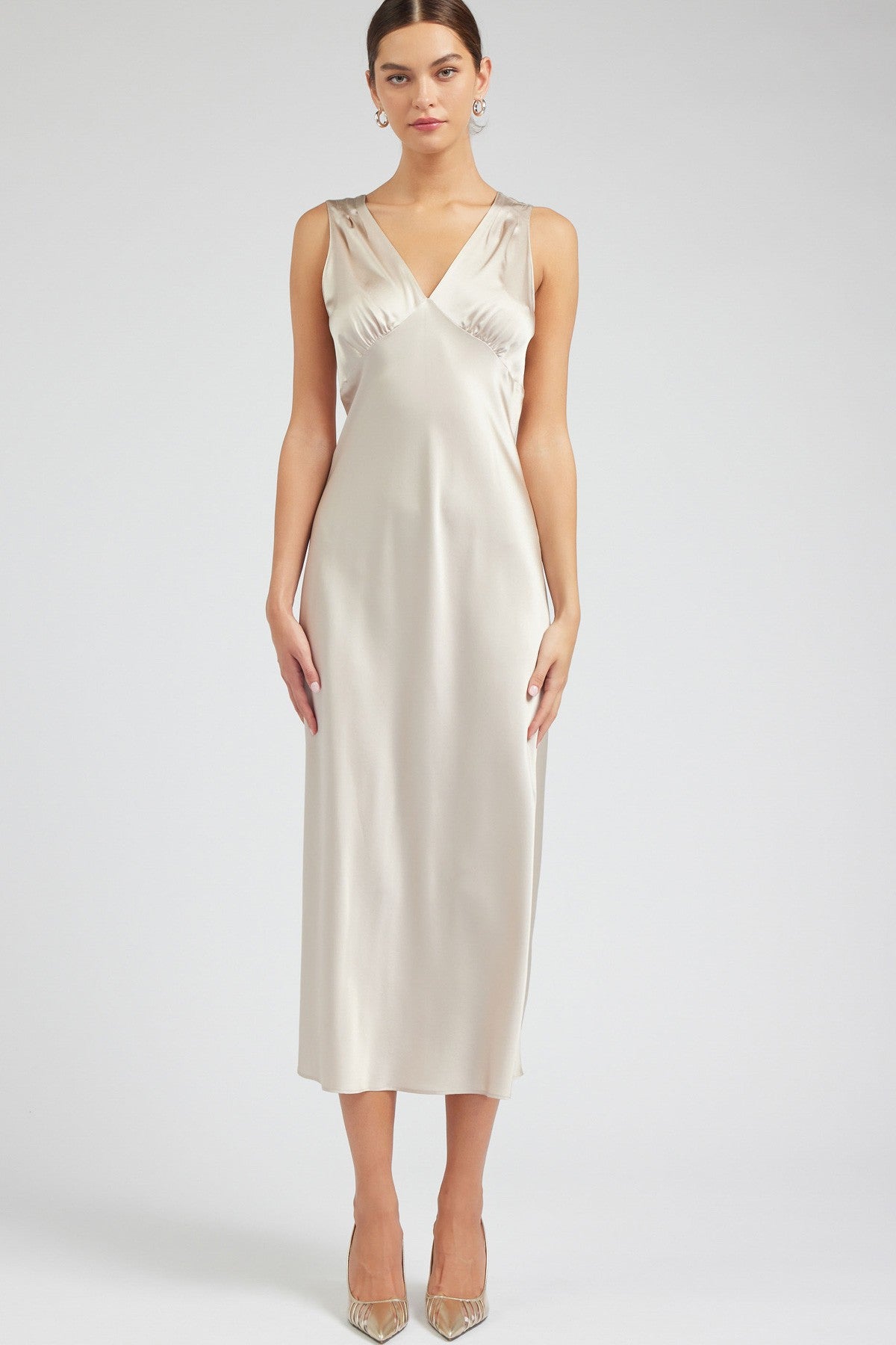 DEON Dovie Sleeveless Sweatheart Neck Maxi Dress Champagne