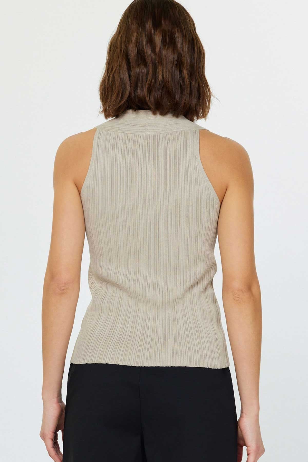 NYLAND Darla V-Neck Sleeveless Button Down Sweater