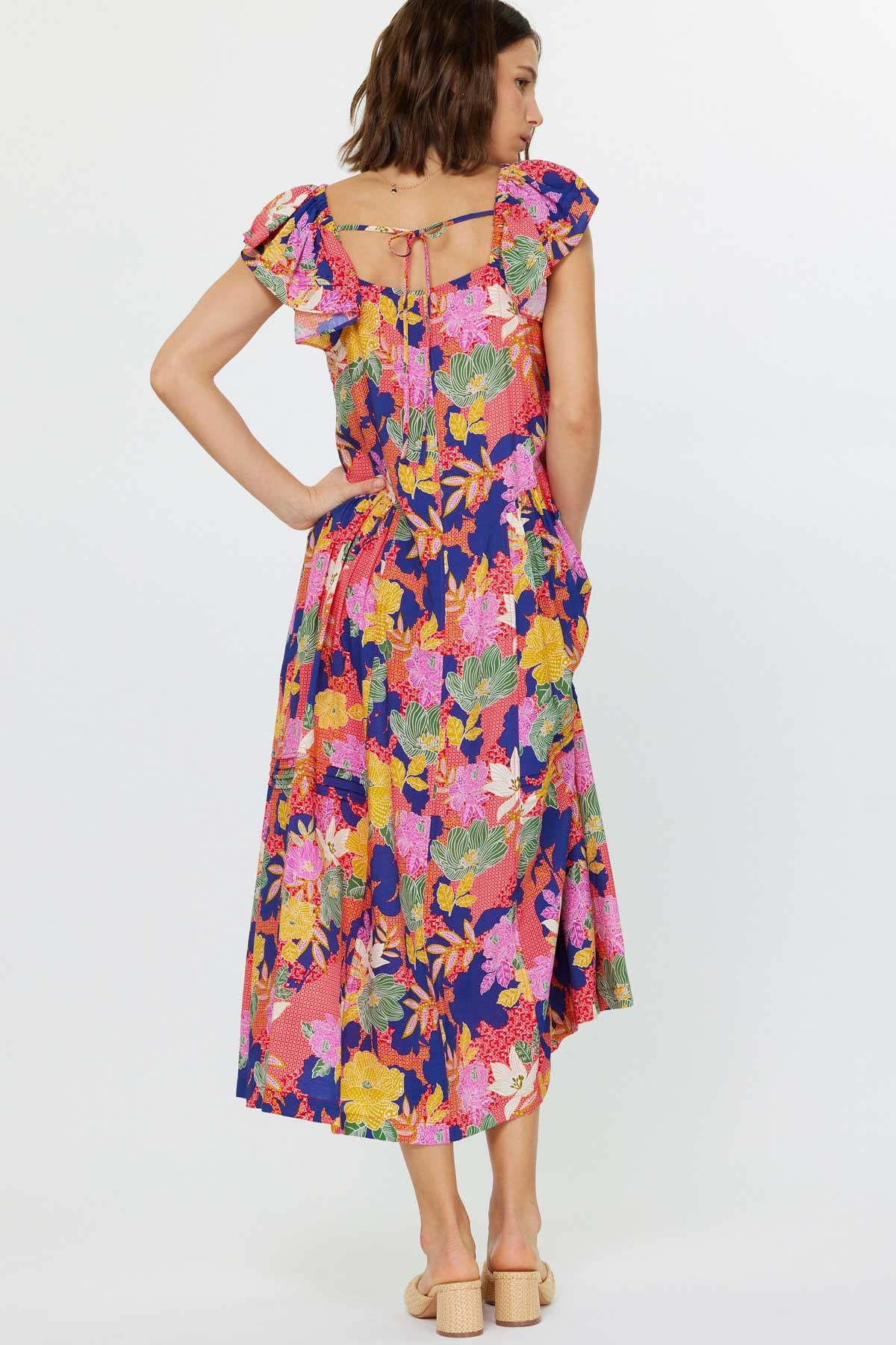 Gild Brielle Floral Printed Flutter Sleeve Midi Dress
