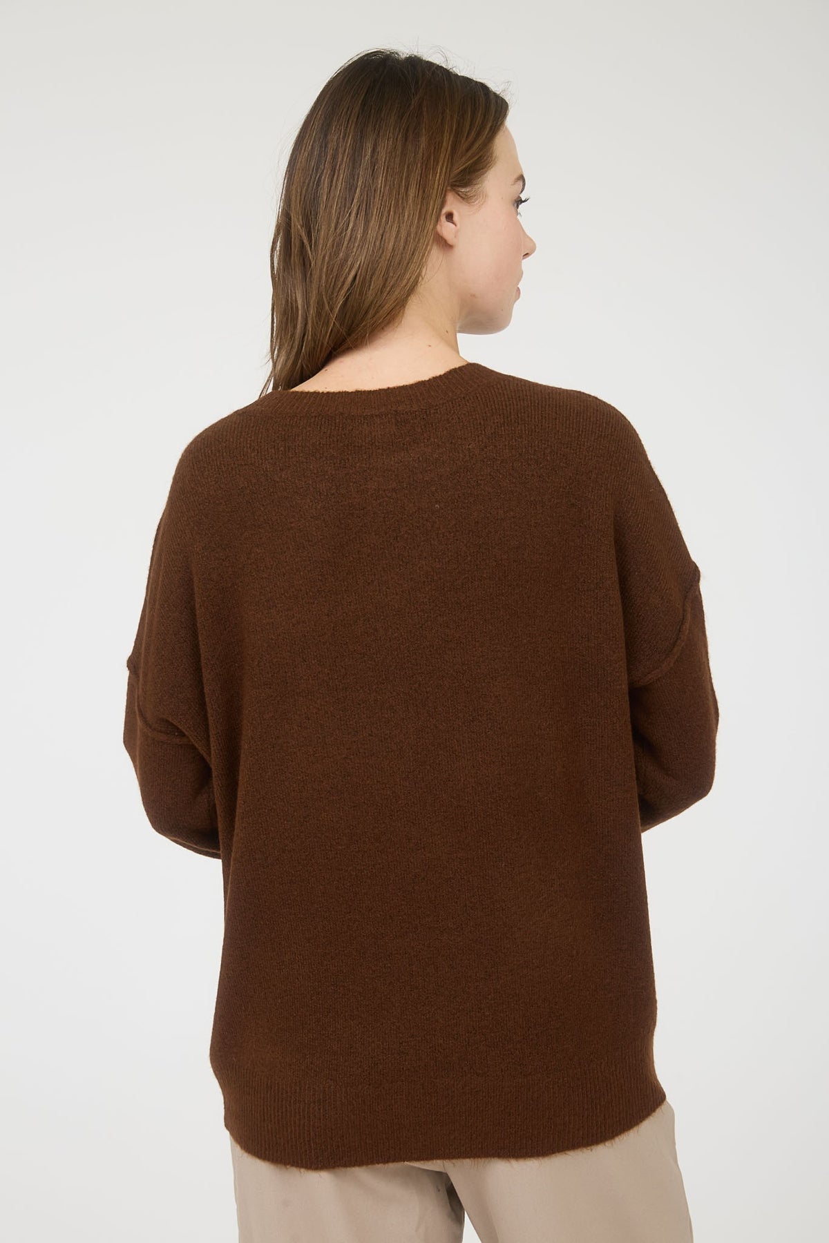 NYLAND Lilietta Solid Crewneck Front Seam Knit Sweater