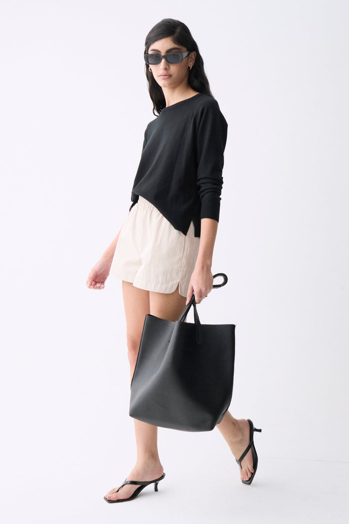 DELUC Lorraine Sweater in Black Black
