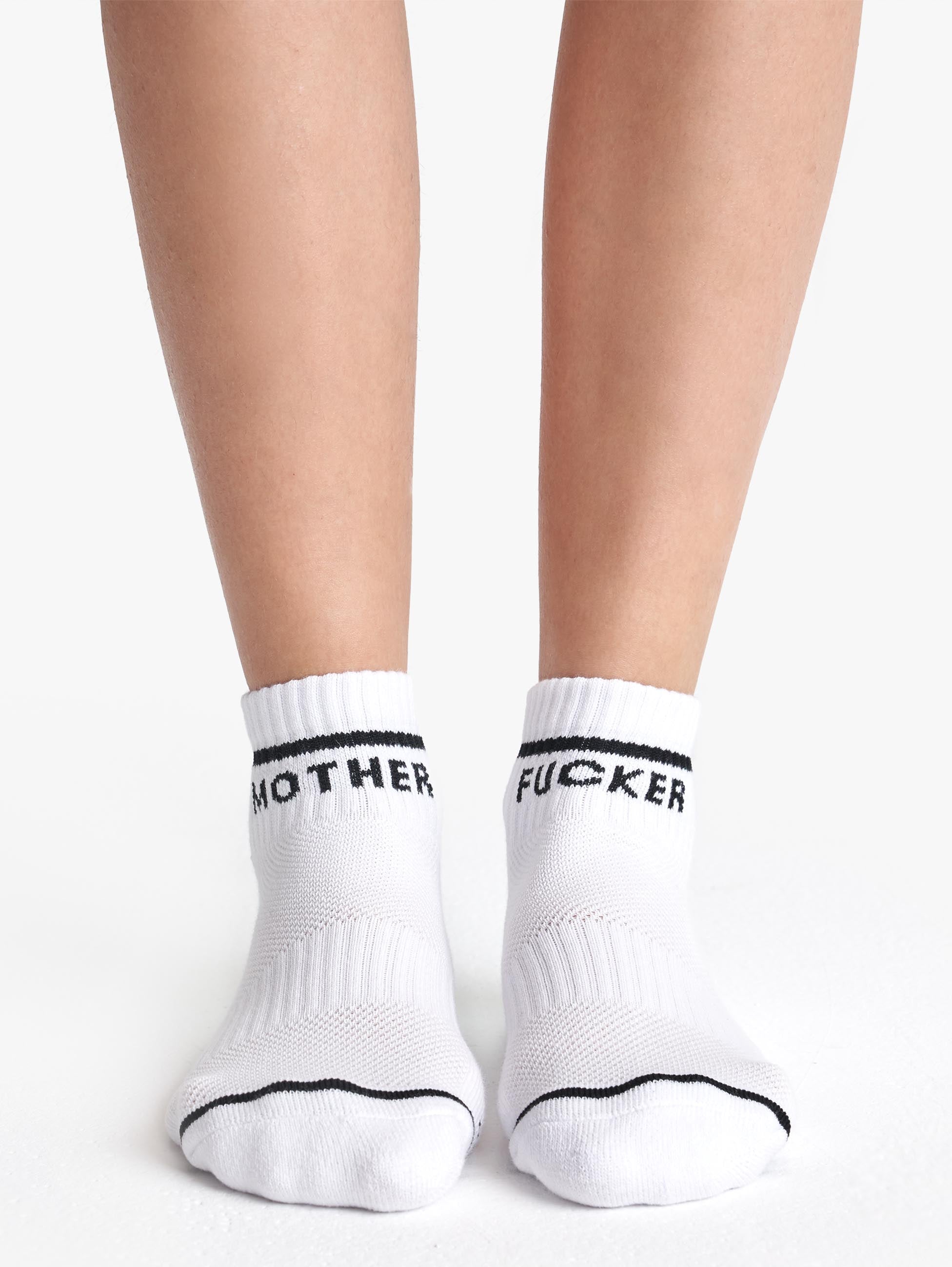 Mother Baby Steps Ankle in MWB White Black