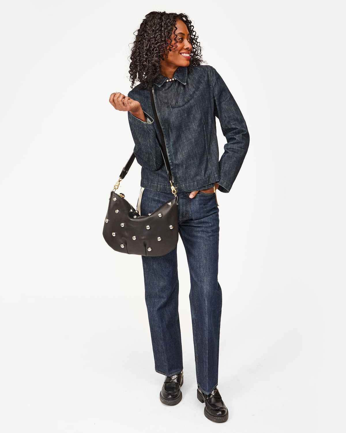 Clare V. Moyen Messenger