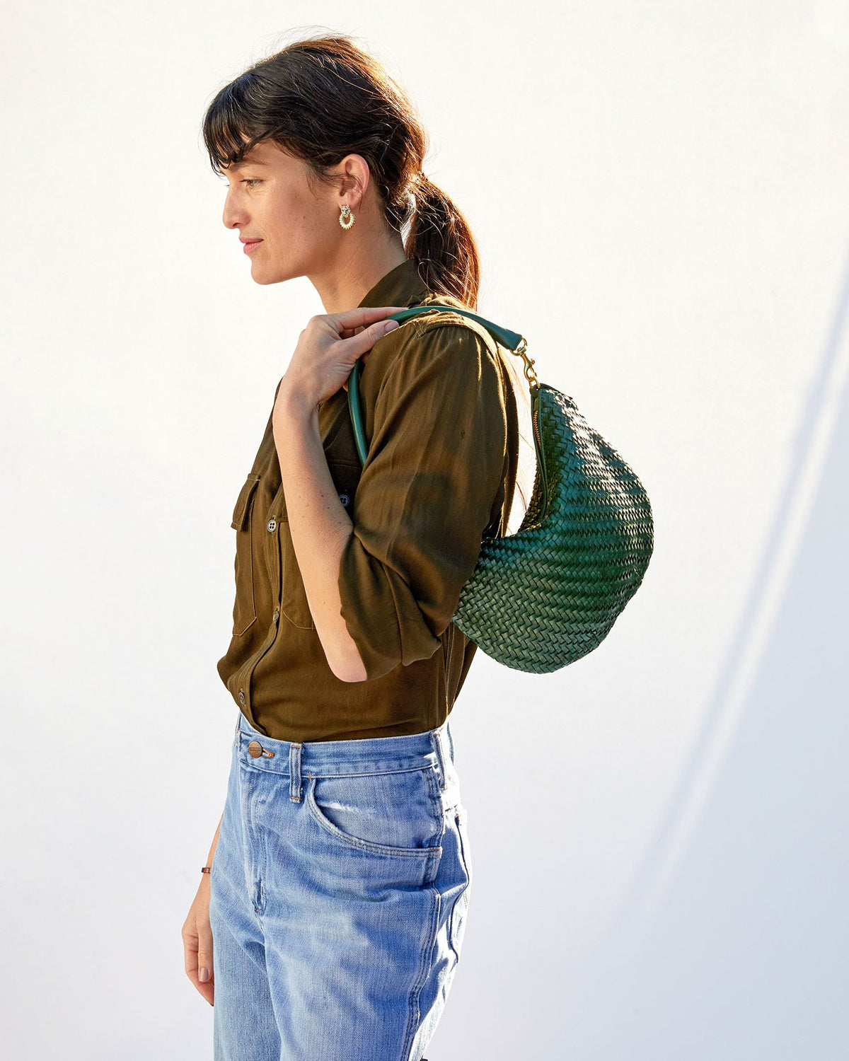 Clare V. Petit Moyen Woven Messenger