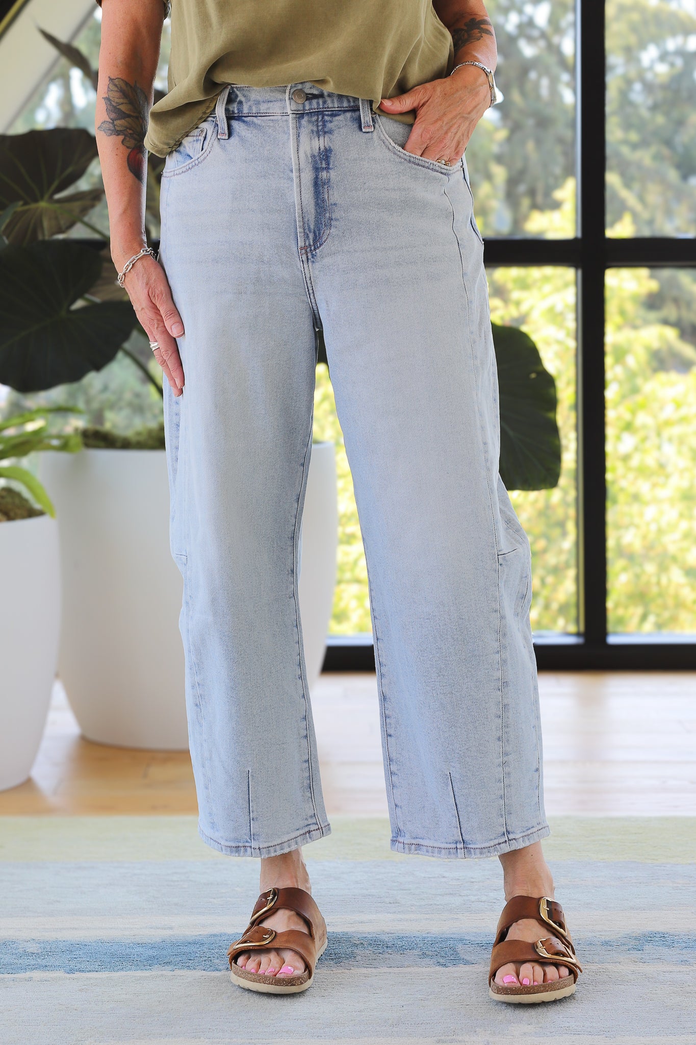 PISTOLA Eli High Rise Barrel Jean in Sun-Kissed