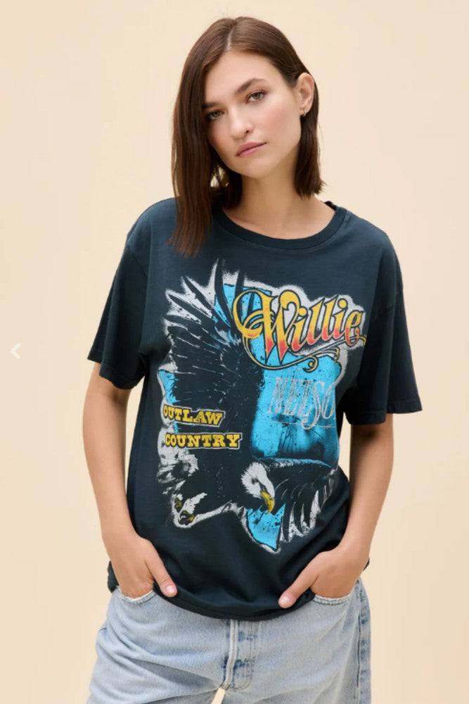 DAYDREAMER Willie Nelson Outlaw Country Boyfriend Tee