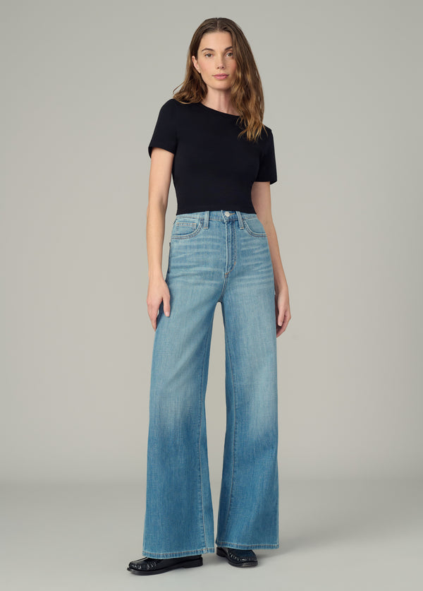 JOE&#39;S JEANS The Mia High Rise Wide Leg Petite in Hot Shot