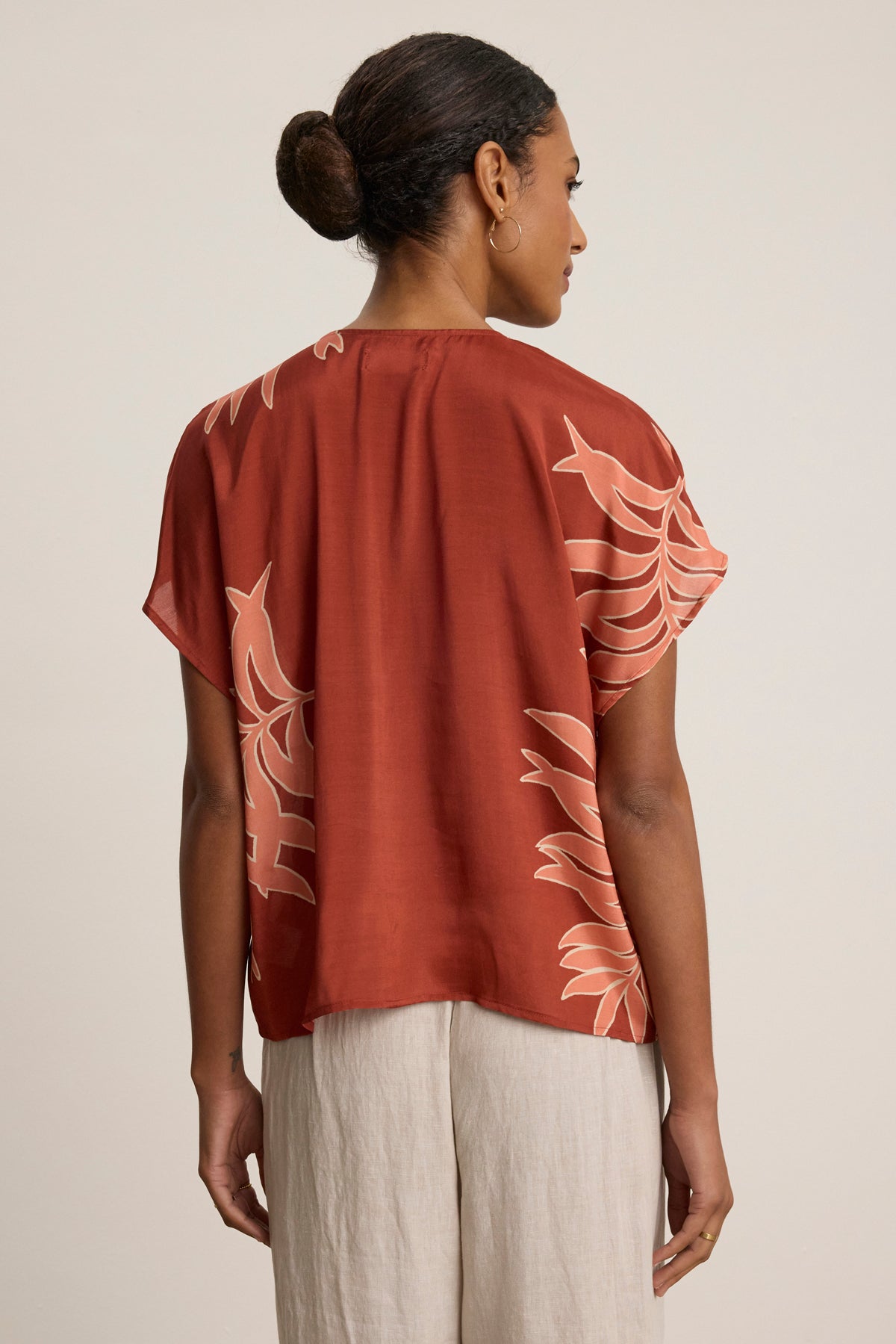 Velvet by Graham &amp; Spencer Naomi Top