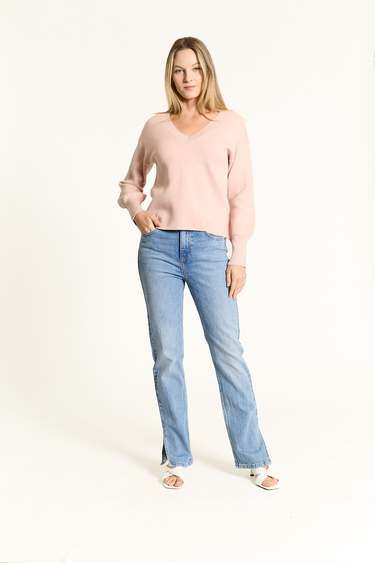 OAT V-Neck Balloon Sleeve Sweater