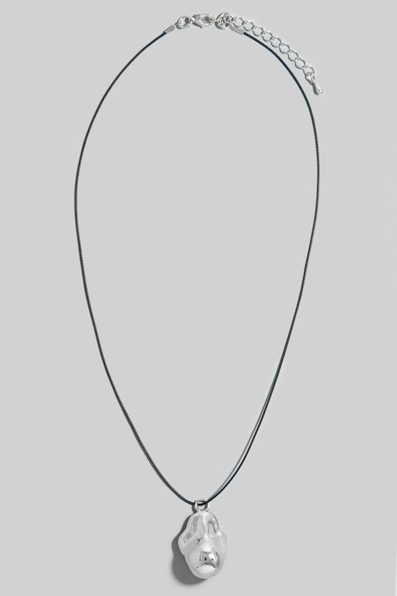 NYLAND Irregular Shape Metallic Pendant Dainty Cord Necklace