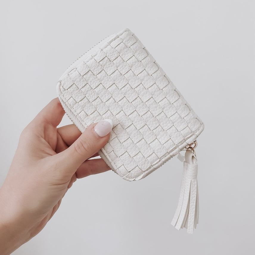 Pretty Simple Wynona Woven Wallet
