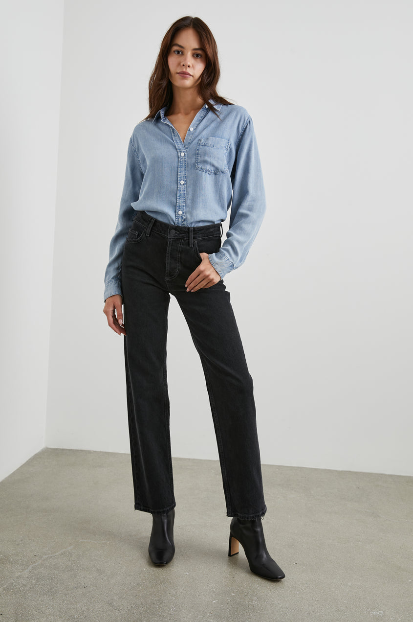 Rails Ingrid Shirt in Medium Vintage Cloud Wash