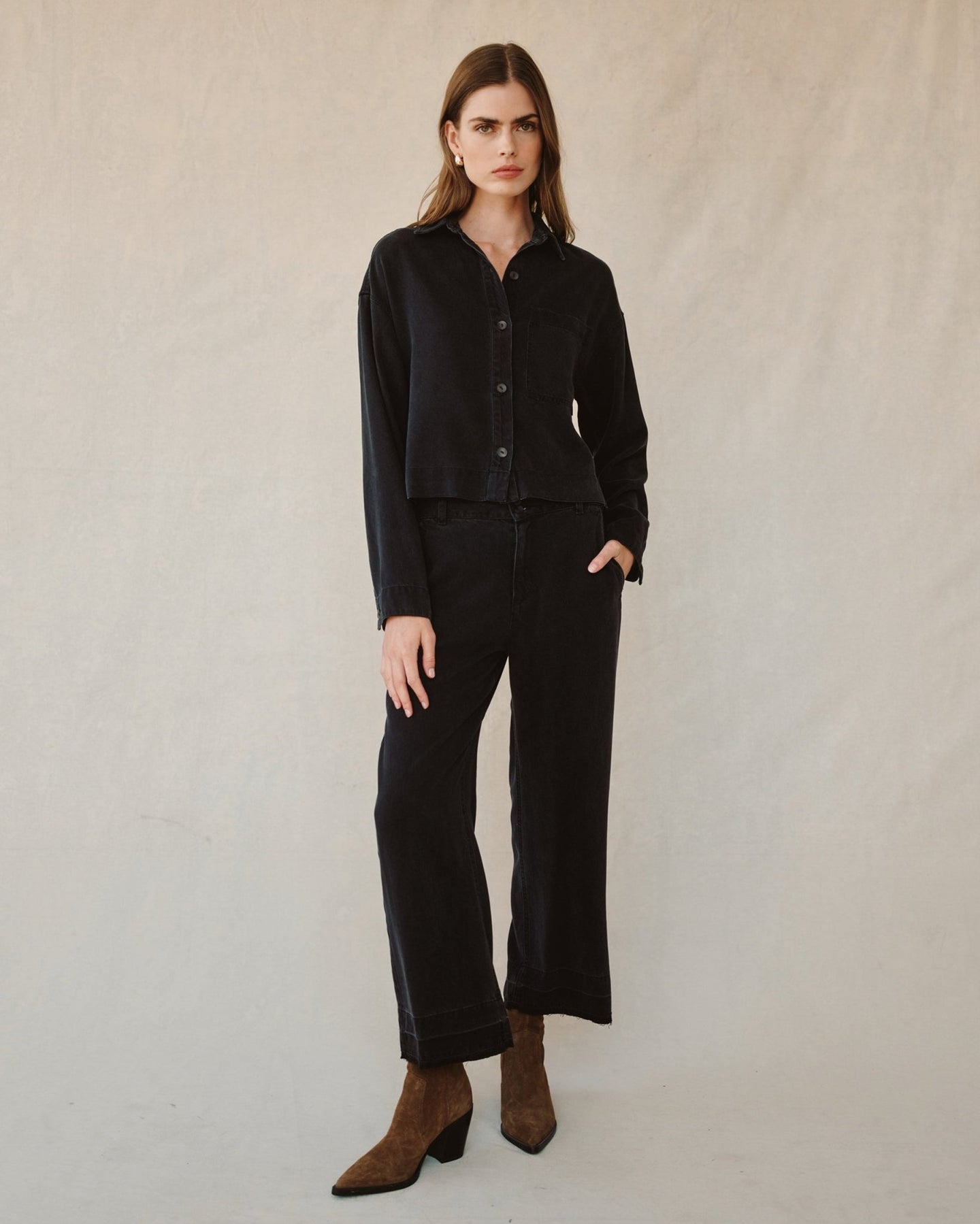 Bella Dahl Crop Pocket Button Down in Black