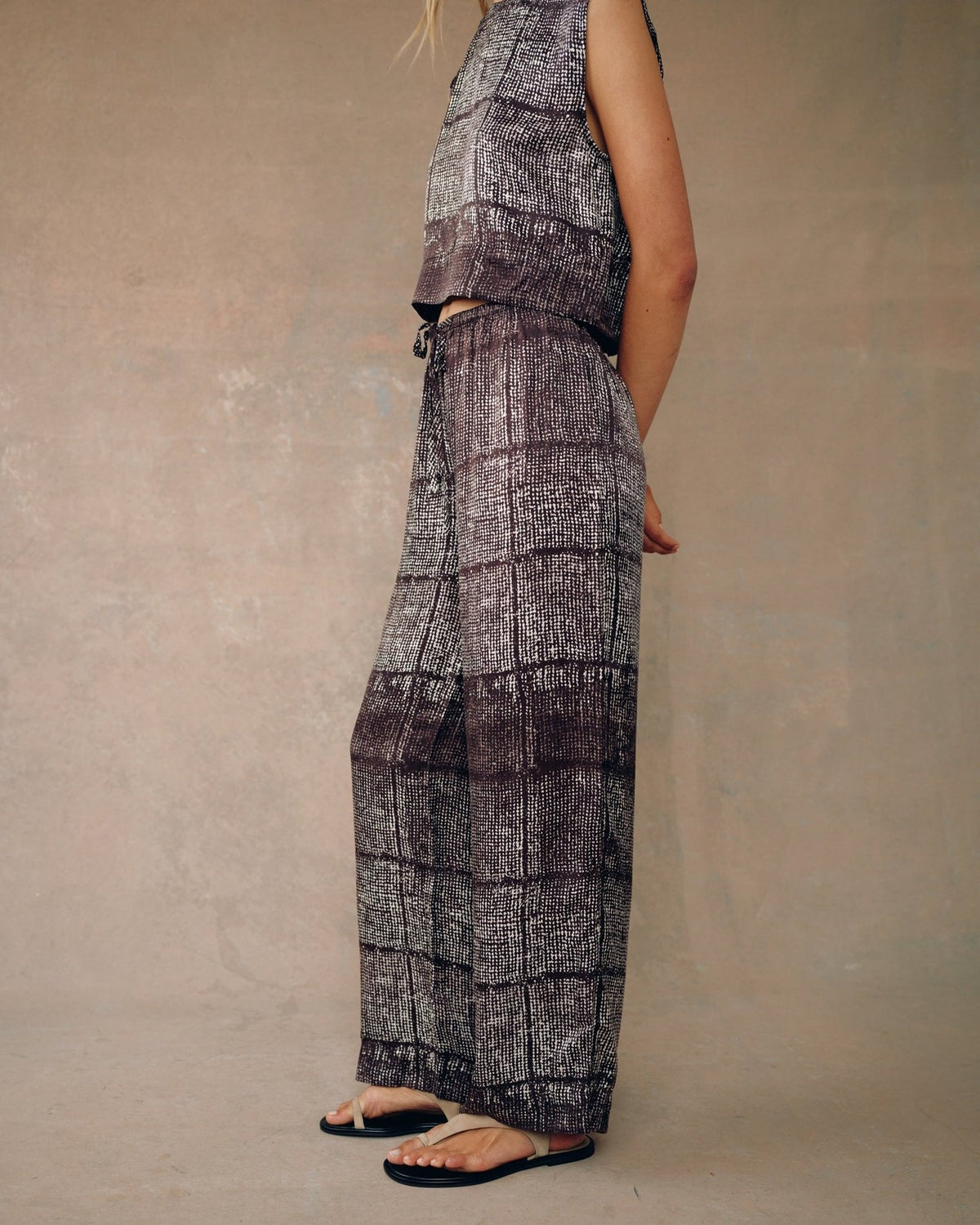 Bella Dahl Wide Leg w/ Wide Hem in Asilah Textured Print